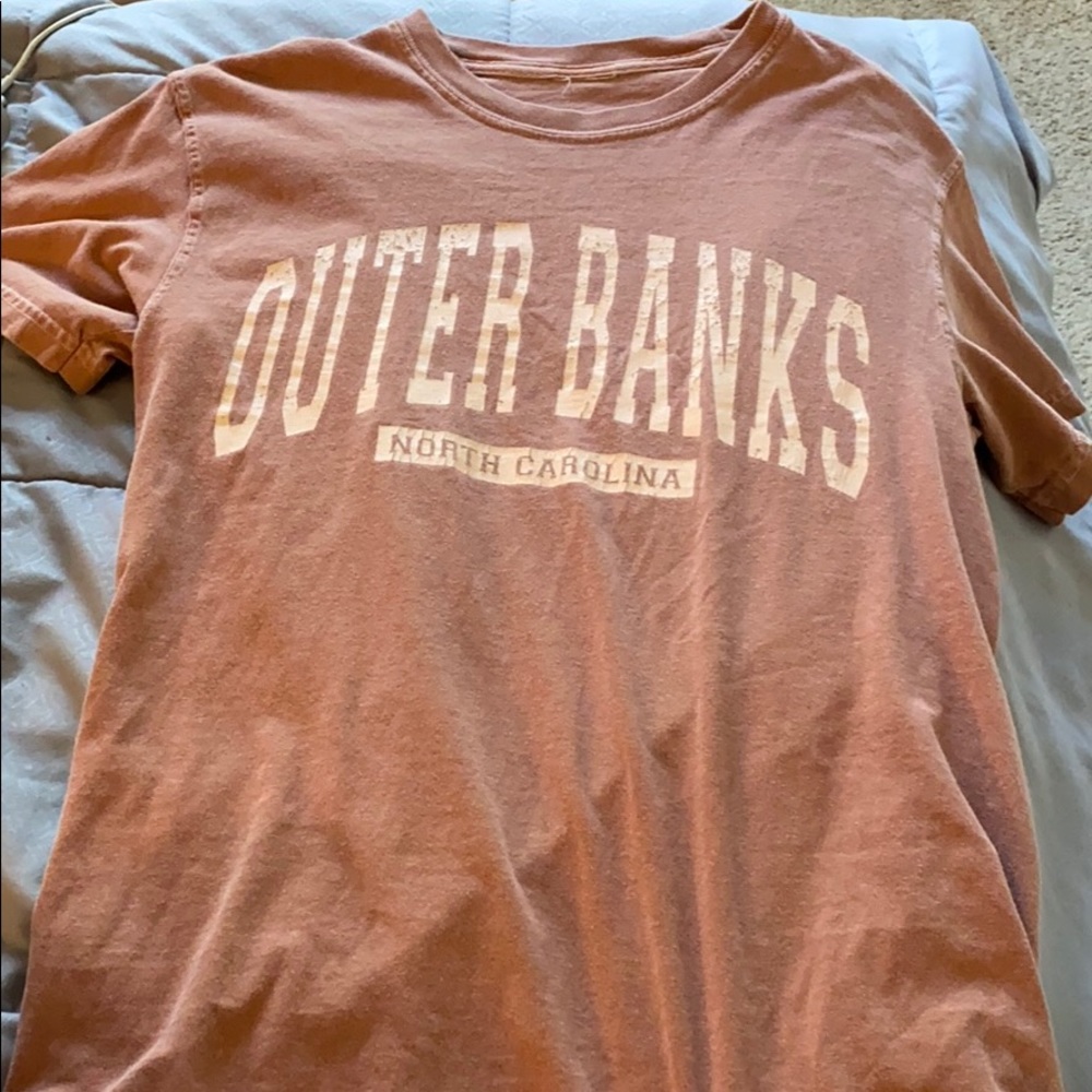 olive lynn outer banks tee